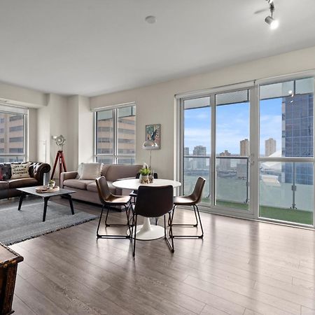 Globalstay Modern Downtown Apartment Toronto Exterior photo