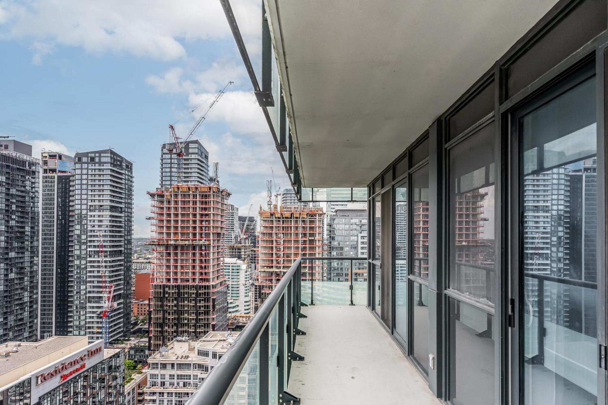 Globalstay Modern Downtown Apartment Toronto Exterior photo