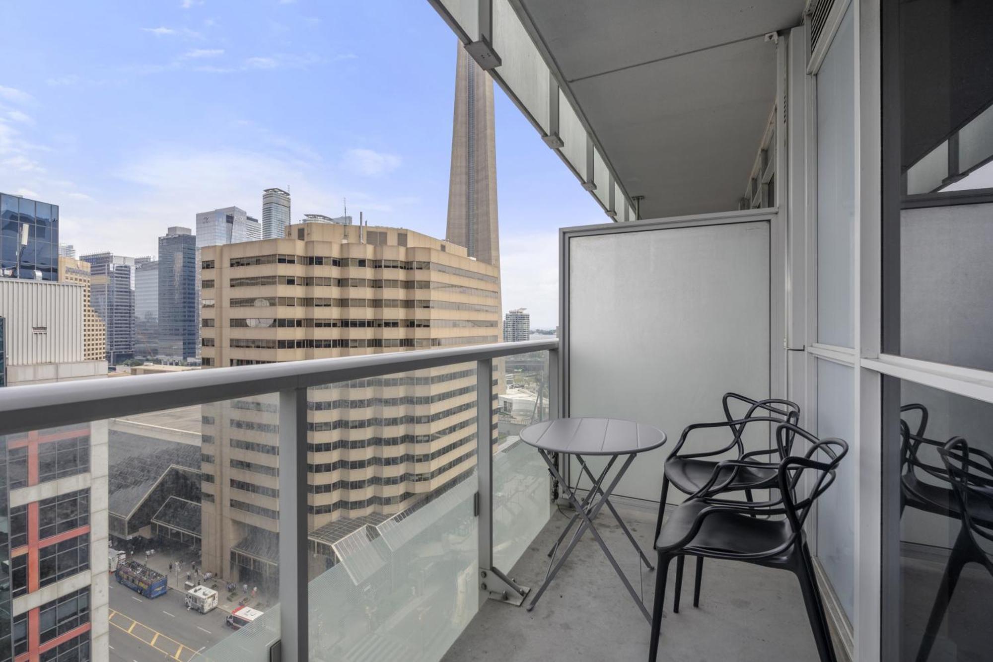 Globalstay Modern Downtown Apartment Toronto Exterior photo