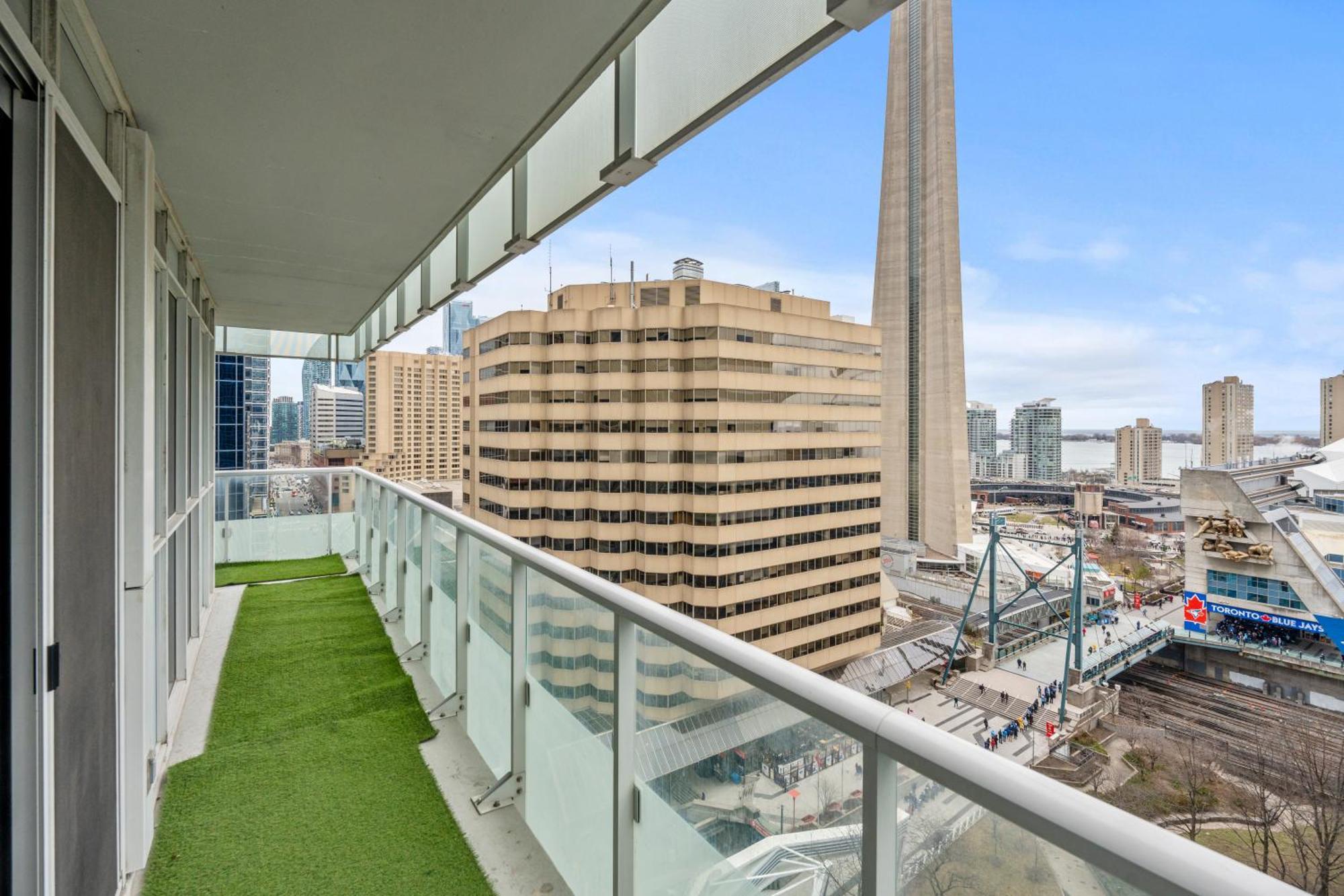 Globalstay Modern Downtown Apartment Toronto Exterior photo